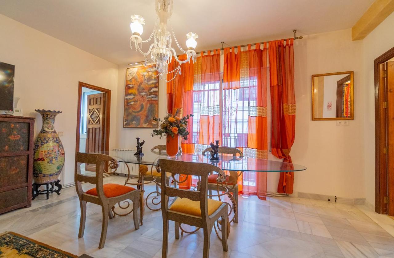 Suay Apartments Siviglia Esterno foto
